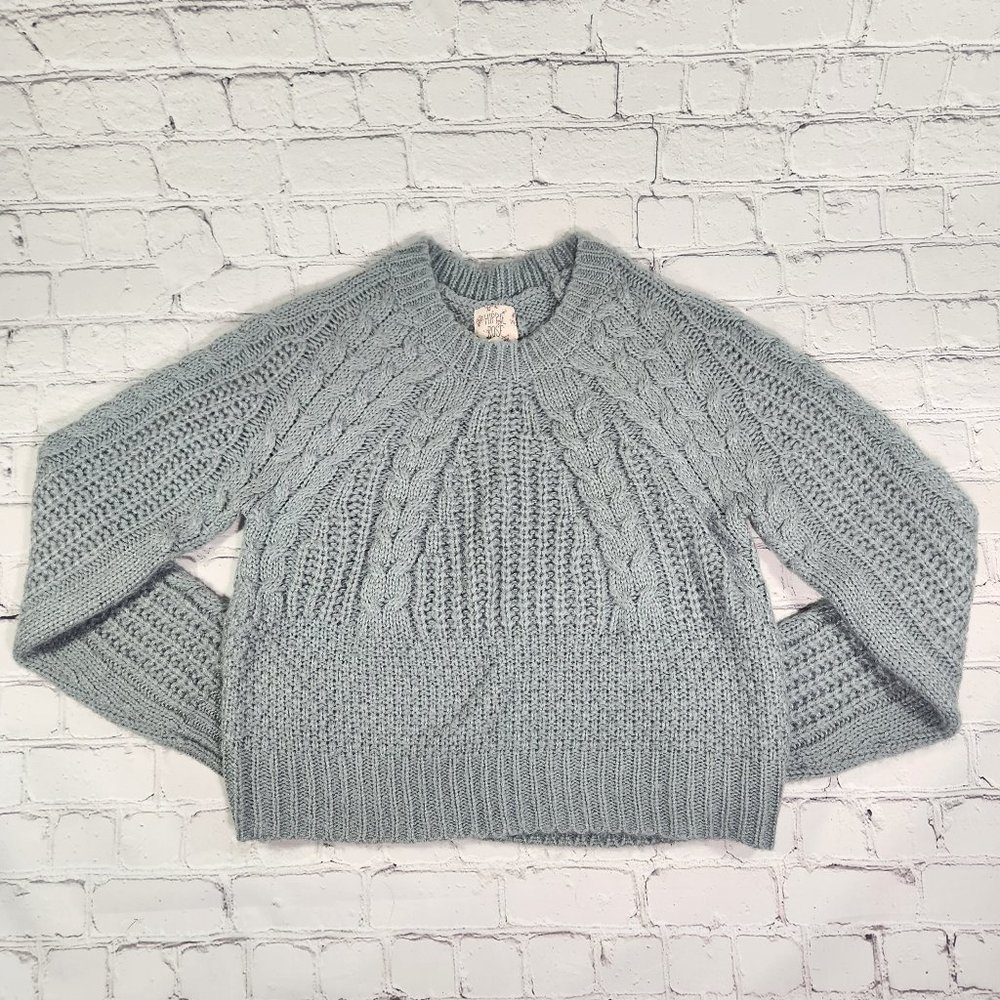 Hippie Rose Juniors Sweater - Size M